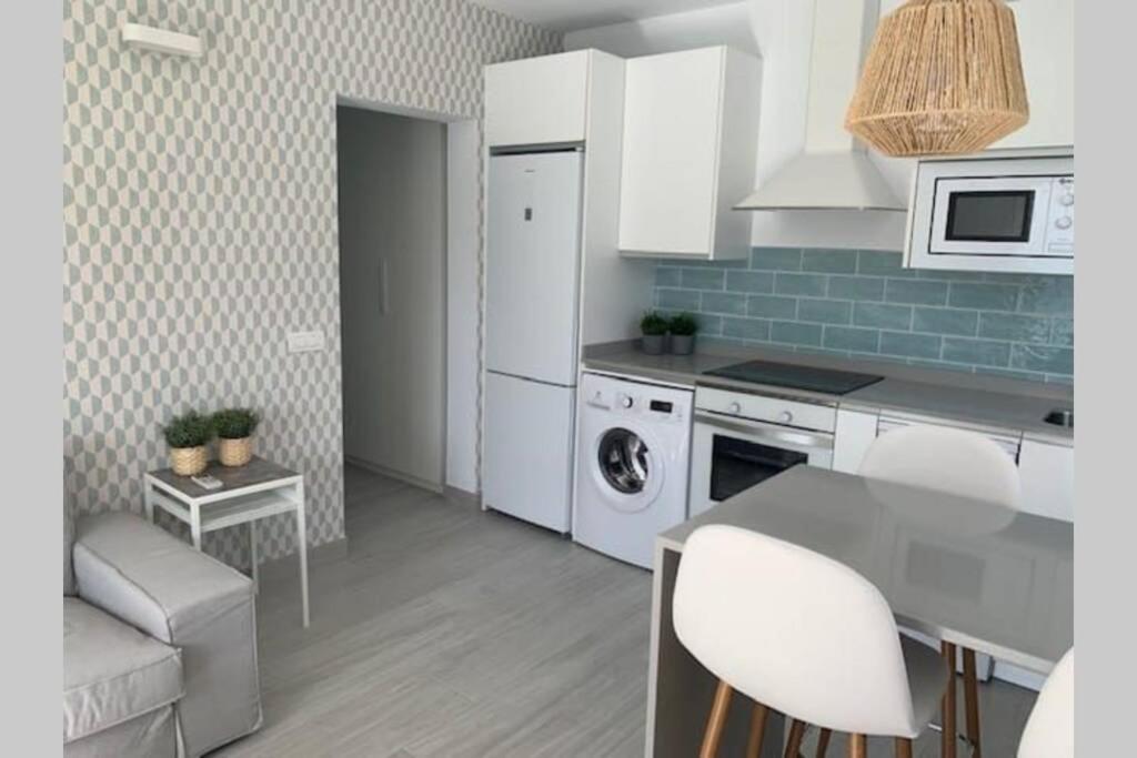 Renovated 2 Bedroom Bungalow In Playa Del Ingles มาสปาโลมาส ภายนอก รูปภาพ